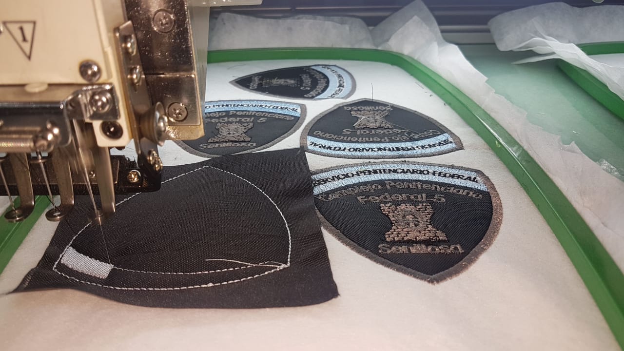 bordadora-escudos-i426